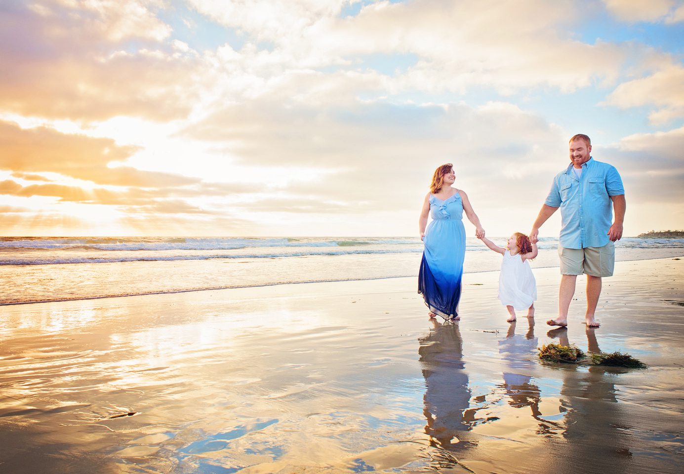 Family photography session at Mission Beach, San Diego